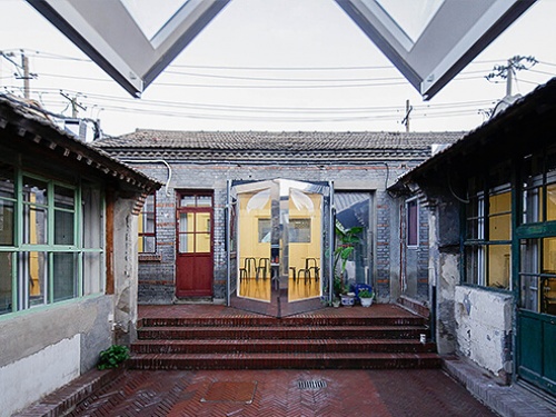 COURTYARD HOUSE PLUGIN